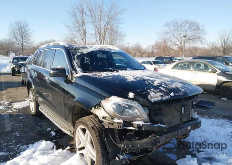 2016 Mercedes-Benz Gl 550 4Matic из США, поврежденный, VIN 4JGDF7DE7GA703688